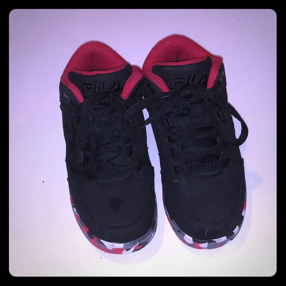 Boys Fila sneakers Size 11.5
